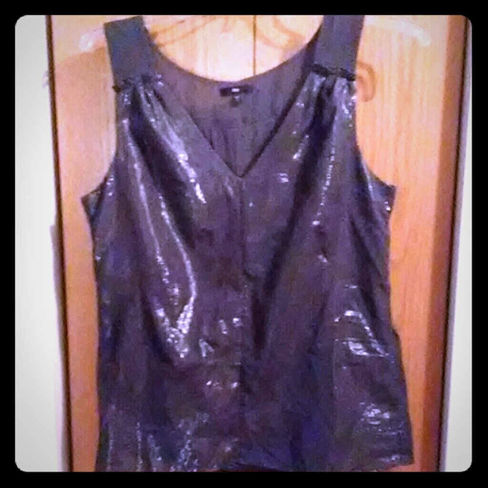 Women's Top